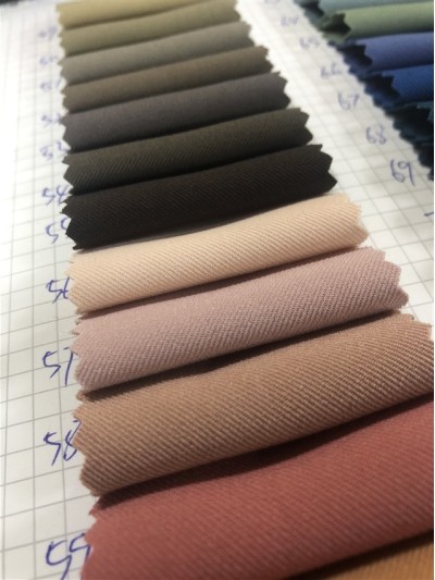 GZ-XD  1030 94%滌 6%氨綸  435g 側面照